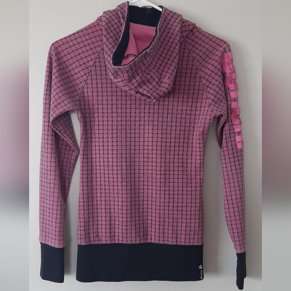 Bench Hoodie ~ XS - Picture 6 of 6